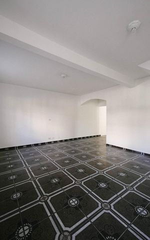 Casa à venda com 200m², 3 quartos e 3 vagasSala