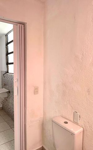 Casa para alugar com 60m², 1 quarto e sem vagaBanheiro