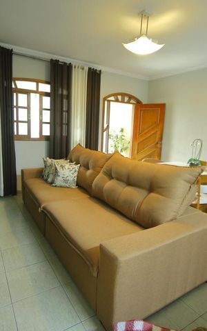 Casa à venda com 125m², 2 quartos e 4 vagasSala
