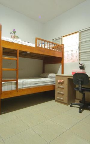 Casa à venda com 125m², 2 quartos e 4 vagasQuarto 2 