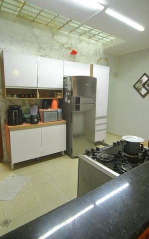 Casa à venda com 125m², 2 quartos e 4 vagasCozinha 