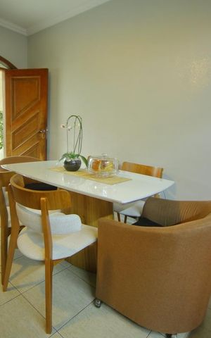 Casa à venda com 125m², 2 quartos e 4 vagasSala