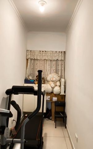 Casa à venda com 105m², 3 quartos e 2 vagas Casa à venda com 105m², 3 quartos e 2 vagasCloset
