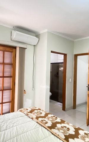 Casa à venda com 105m², 3 quartos e 2 vagas Casa à venda com 105m², 3 quartos e 2 vagasSuite