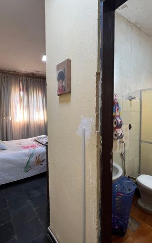 Casa à venda com 100m², 4 quartos e 5 vagas Casa à venda com 100m², 4 quartos e 5 vagasQuarto Suíte