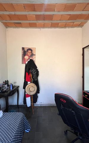 Casa à venda com 100m², 4 quartos e 5 vagas Casa à venda com 100m², 4 quartos e 5 vagasQuarto 4