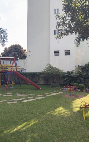 Apartamento à venda com 155m², 4 quartos e 2 vagas Apartamento à venda com 155m², 4 quartos e 2 vagasÁrea comum - Playground