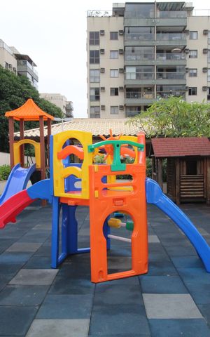 Apartamento à venda com 108m², 4 quartos e 2 vagasÁrea comum - Playground