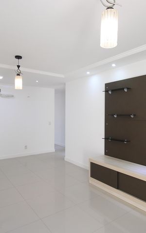 Apartamento à venda com 108m², 4 quartos e 2 vagasSala