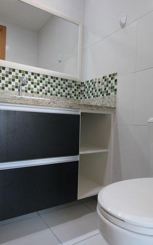 Apartamento à venda com 108m², 4 quartos e 2 vagasBanheiro da suíte