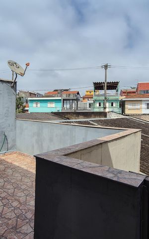Casa à venda com 300m², 3 quartos e 2 vagas Casa à venda com 300m², 3 quartos e 2 vagasVaranda da Suíte