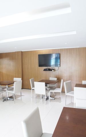 Apartamento à venda com 262m², 4 quartos e 3 vagasÁrea comum - Salão de festas