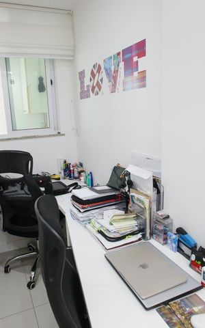 Apartamento à venda com 262m², 4 quartos e 3 vagasEscritório