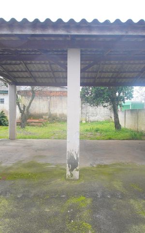 Casa à venda com 48m², 2 quartos e 2 vagasGaragem