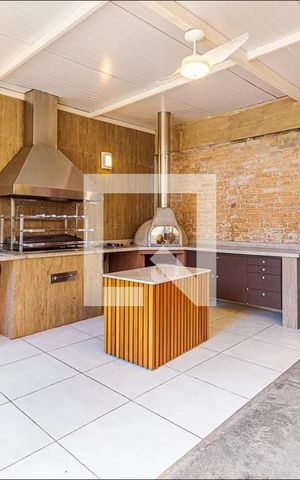 Apartamento para alugar com 130m², 2 quartos e 1 vaga