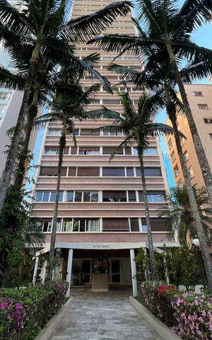 Apartamento para alugar com 130m², 2 quartos e 1 vaga Apartamento para alugar com 130m², 2 quartos e 1 vagaFachada