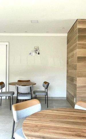 Apartamento à venda com 47m², 2 quartos e 1 vaga Apartamento à venda com 47m², 2 quartos e 1 vagaÁrea comum - Salão de festas