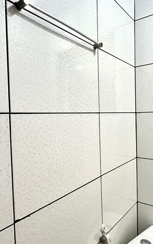 Casa à venda com 75m², 2 quartos e 1 vaga Casa à venda com 75m², 2 quartos e 1 vagaBanheiro 2