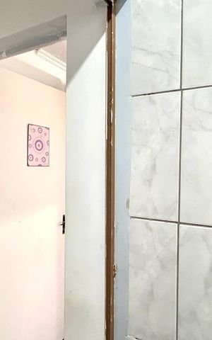 Casa à venda com 75m², 2 quartos e 1 vaga Casa à venda com 75m², 2 quartos e 1 vagaBanheiro 1