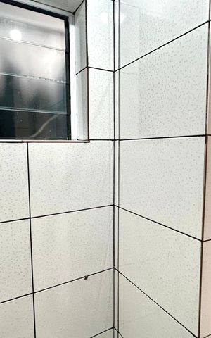 Casa à venda com 75m², 2 quartos e 1 vaga Casa à venda com 75m², 2 quartos e 1 vagaBanheiro 2