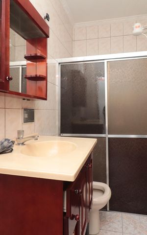 Casa para alugar com 110m², 2 quartos e sem vagaBanheiro