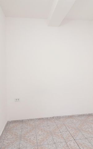 Casa para alugar com 110m², 2 quartos e sem vagaQuarto 2