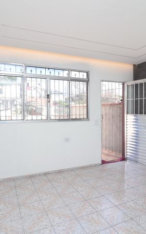 Casa para alugar com 110m², 2 quartos e sem vagaSala