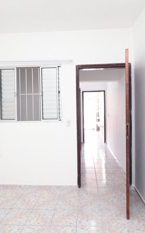 Casa para alugar com 110m², 2 quartos e sem vagaQuarto 1