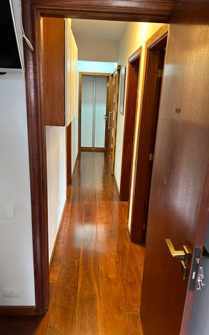 Apartamento à venda com 125m², 4 quartos e 2 vagas Apartamento à venda com 125m², 4 quartos e 2 vagasCorredor