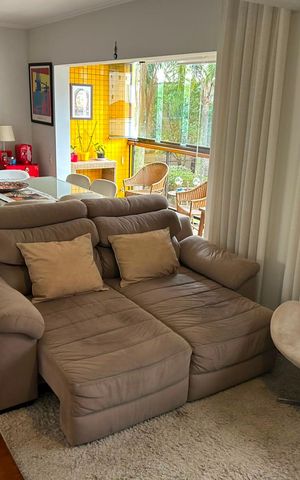 Apartamento à venda com 125m², 4 quartos e 2 vagas Apartamento à venda com 125m², 4 quartos e 2 vagasSala