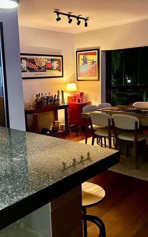 Apartamento à venda com 125m², 4 quartos e 2 vagas Apartamento à venda com 125m², 4 quartos e 2 vagasSala