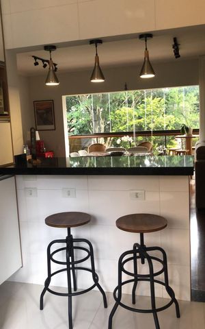 Apartamento à venda com 125m², 4 quartos e 2 vagas Apartamento à venda com 125m², 4 quartos e 2 vagasCozinha