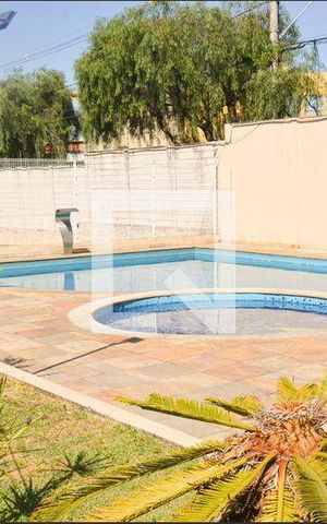 Apartamento para alugar com 56m², 2 quartos e 1 vagaÁrea comum - Piscina