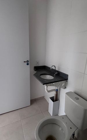 Apartamento à venda com 46m², 2 quartos e 1 vaga Apartamento à venda com 46m², 2 quartos e 1 vagaBanheiro