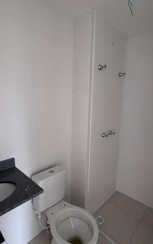 Apartamento à venda com 46m², 2 quartos e 1 vaga Apartamento à venda com 46m², 2 quartos e 1 vagaBanheiro