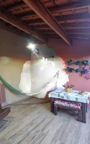 Casa à venda com 207m², 4 quartos e 2 vagas
