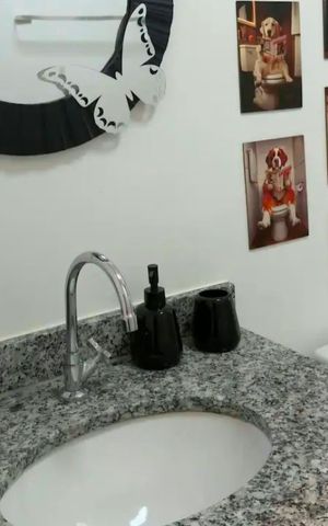 Studio para alugar com 27m², 1 quarto e sem vaga Studio para alugar com 27m², 1 quarto e sem vagaBanheiro