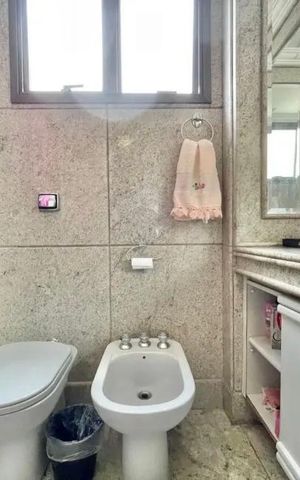 Apartamento para alugar com 145m², 4 quartos e 2 vagas Apartamento para alugar com 145m², 4 quartos e 2 vagasBanheiro da suíte