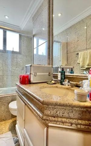 Apartamento para alugar com 145m², 4 quartos e 2 vagas Apartamento para alugar com 145m², 4 quartos e 2 vagasBanheiro social