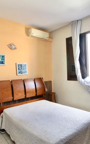 Casa à venda com 200m², 3 quartos e 8 vagas Casa à venda com 200m², 3 quartos e 8 vagasQuarto Suíte