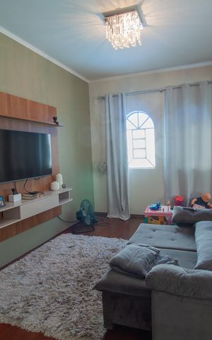 Casa à venda com 354m², 4 quartos e 4 vagas