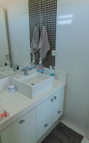 Casa à venda com 354m², 4 quartos e 4 vagas