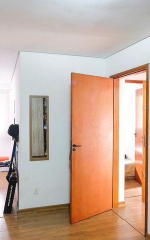 Casa à venda com 500m², 5 quartos e 4 vagasQuarto 1 casa 2