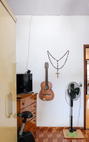 Casa à venda com 500m², 5 quartos e 4 vagasQuarto 2 casa 1