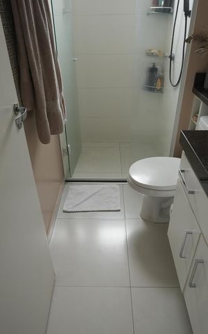 Apartamento à venda com 55m², 2 quartos e 1 vagaBanheiro Social