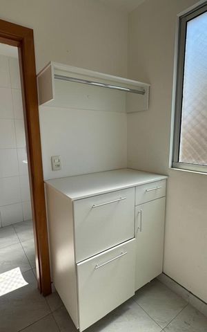 Apartamento à venda com 87m², 3 quartos e 2 vagas Apartamento à venda com 87m², 3 quartos e 2 vagasÁrea de serviço