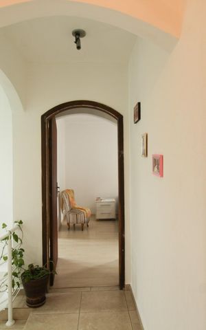 Casa à venda com 203m², 3 quartos e 2 vagas Casa à venda com 203m², 3 quartos e 2 vagasDetalhe