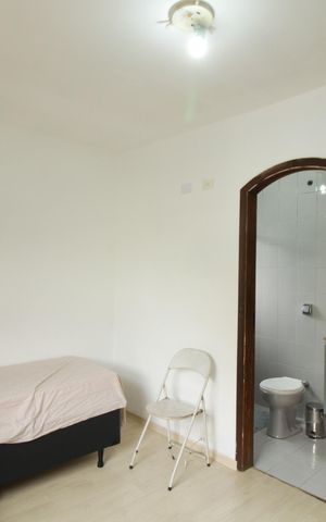 Casa à venda com 203m², 3 quartos e 2 vagas Casa à venda com 203m², 3 quartos e 2 vagasSuite 2