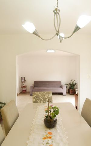 Casa à venda com 203m², 3 quartos e 2 vagas Casa à venda com 203m², 3 quartos e 2 vagasSala de Jantar