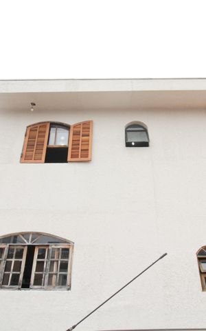 Casa à venda com 203m², 3 quartos e 2 vagas Casa à venda com 203m², 3 quartos e 2 vagasQuintal